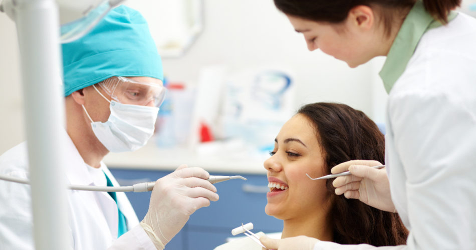 Why Visit the Dentist Before the Summer Season?